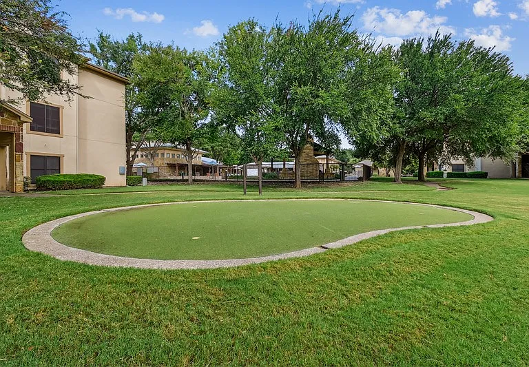 The Canyons Apartments in Fort Worth, Texas