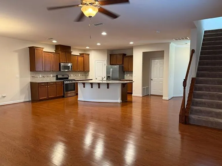 2460 Pecan Ridge Way — Photo 4