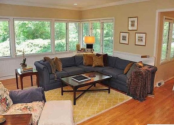 4th image of 8402 Loveland Dr
