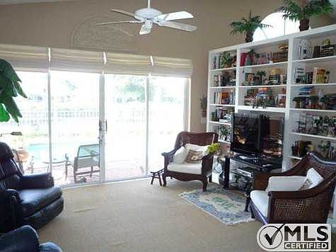 4th image of 23390 Torre Cir