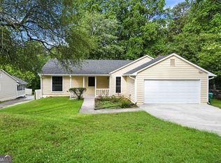 2496 Redfield Dr, Norcross, GA 30071