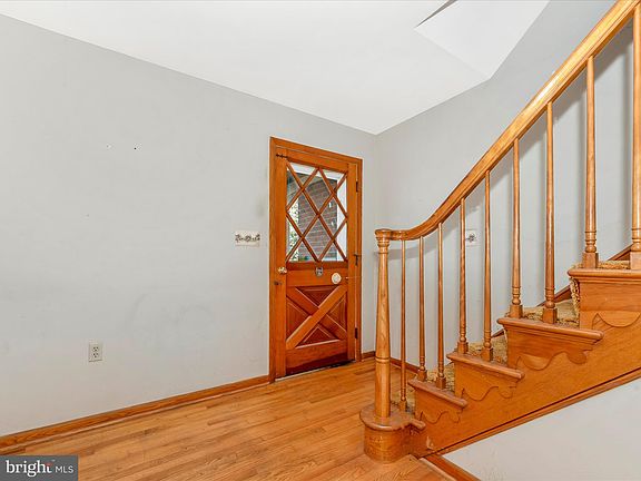 4th image of 7205 Dogwood Ln