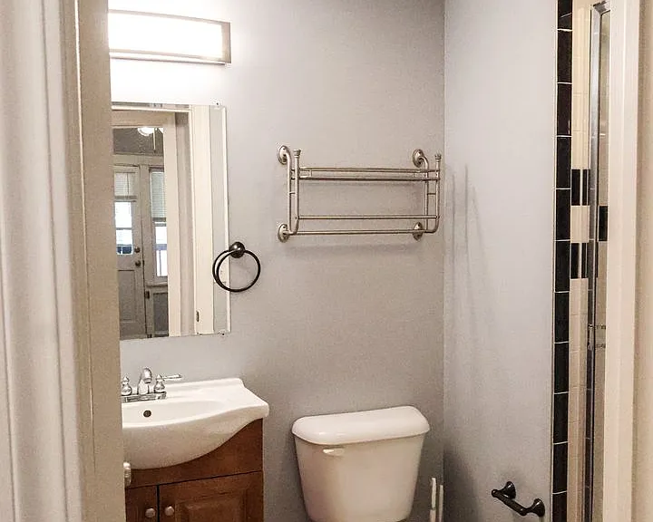 757 Syracuse Ave — Photo 15
