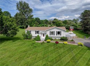 1566 Tracy Dr, Skaneateles, NY 13152