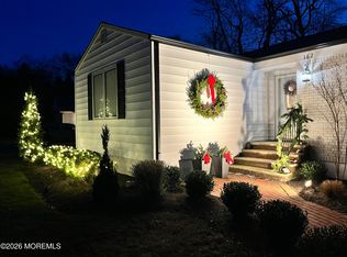 162 Queens Dr S, Little Silver, NJ 07739
