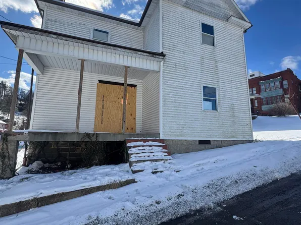 371 Hickman St, Clarksburg, WV 26301