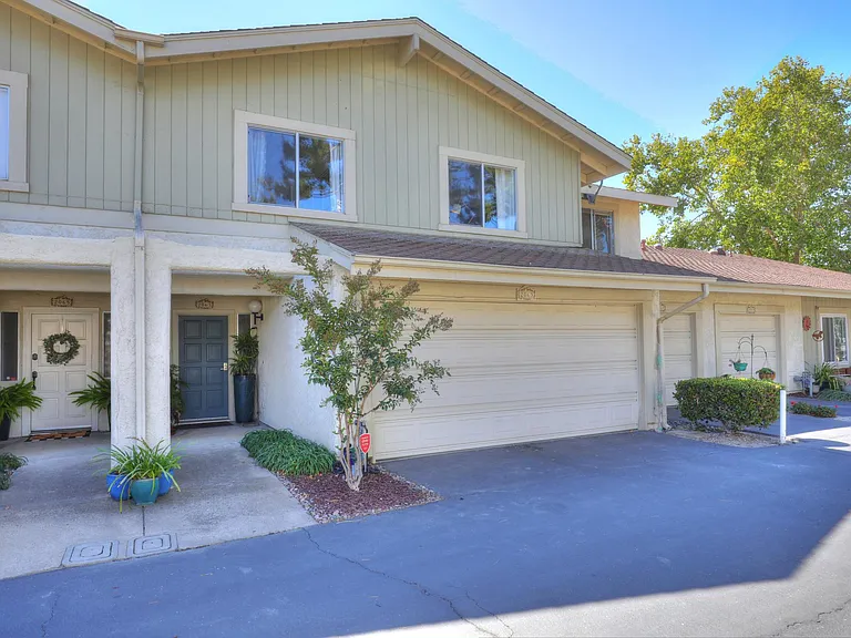 2063 Village Ln — Photo 1