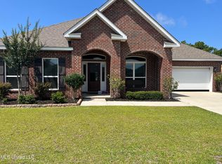 6638 Sugarcane Cir, Ocean Springs, MS 39564