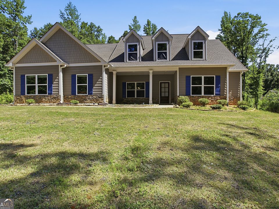 1st image of 45 Hawthorn Ln