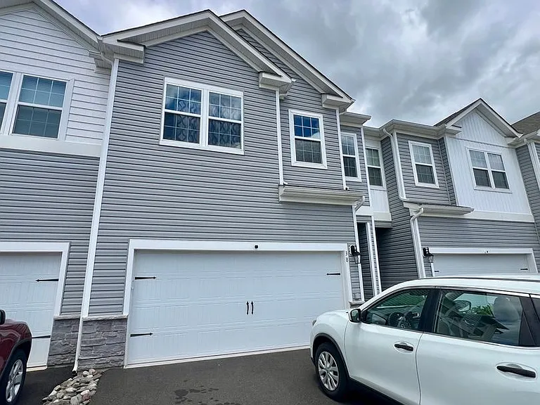 38 Fonthill Ct — Photo 15