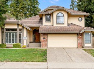 11457 Secrettown Ct, Gold River, CA 95670