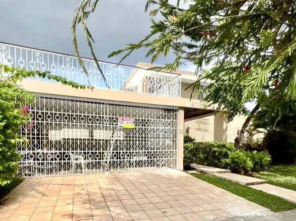 35 Calle Diamante, Guaynabo, PR 00968