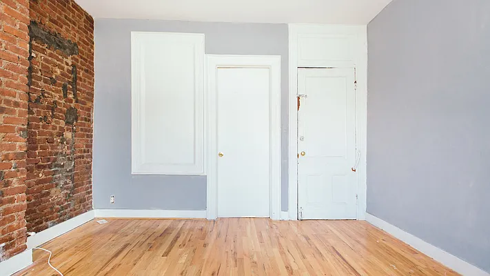 Rented by Nooklyn NYC LLC | media 8