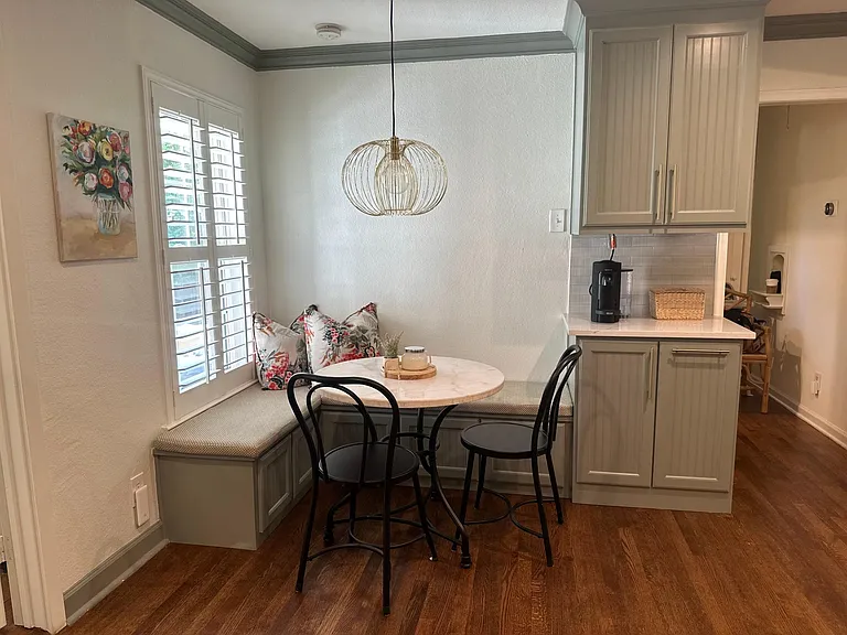 6431 Woodcrest Ln — Photo 13