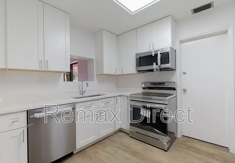 4375 Forest Ln — Photo 2
