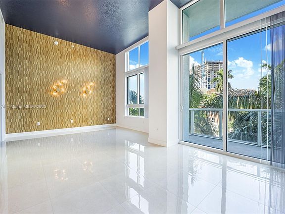 4th image of 1900 N Bayshore Dr APT 615