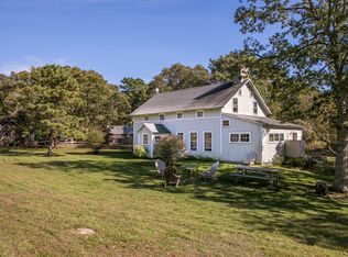 5 Tree Frog Ln, Chilmark, MA 02535