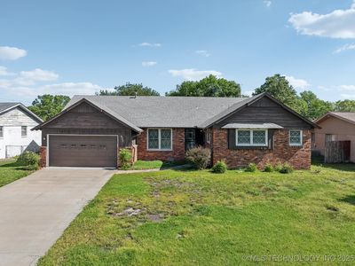 8237 E 33rd Pl, Tulsa, OK, 74145