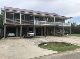 431 Riverview Dr, Bay Saint Louis, MS 39520