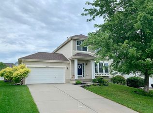 16402 Sherwood Ave, Omaha, NE 68116