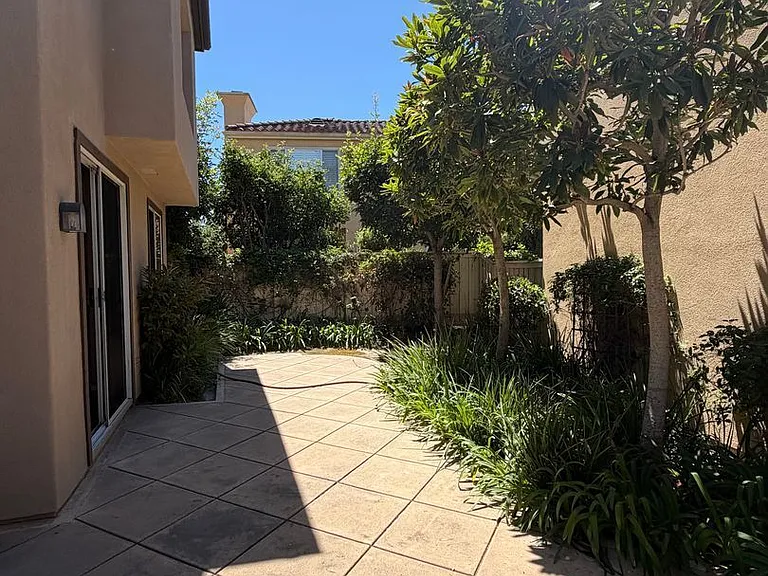 57 Del Ventura — Photo 9