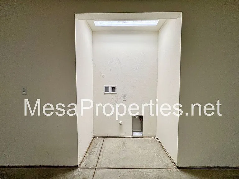 9550 Tamarisk Ave #128 — Photo 6