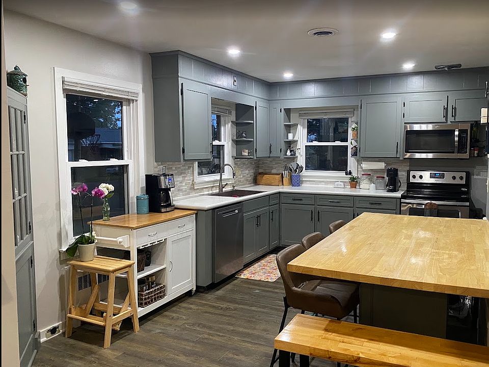 Kitchen + dining
