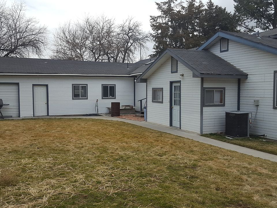 Mudroom and Shop Entrance