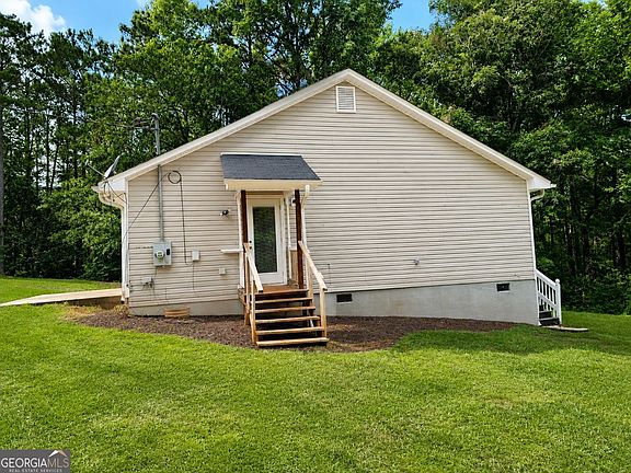 5th image of 102 Westwood Dr