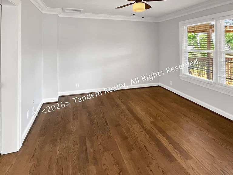 2228 Ashwood Ave #B — Photo 15