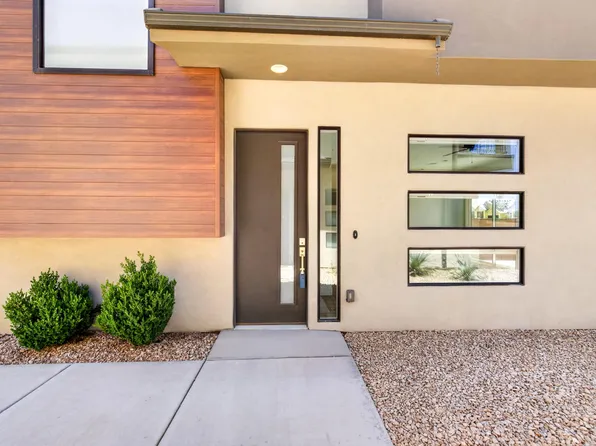 2698 E Rain Tree St, Saint George, UT 84790
