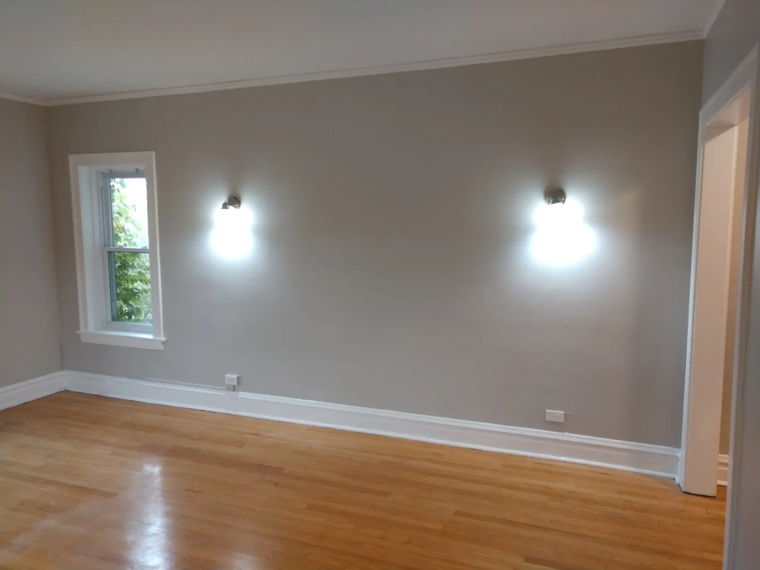 2 bed, 1400 sqft, $2,000 — Photo 4