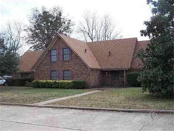 1st image of 1102 Wild Rose Dr