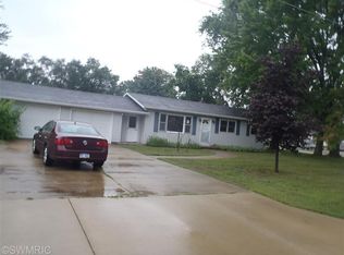 6981 Cranford Ave, Jenison, MI 49428