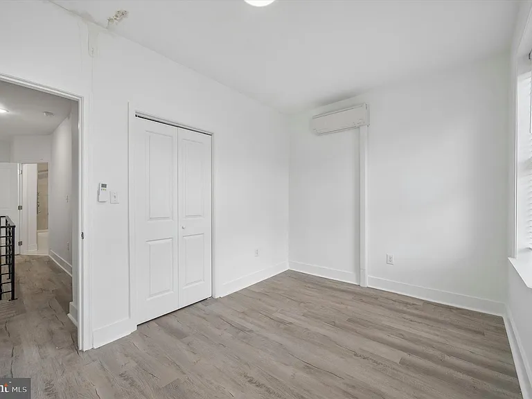 2522 N Opal St — Photo 10