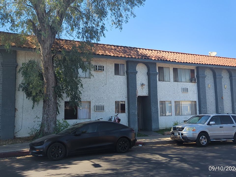 1st image of 6815 Kelvin Ave #217