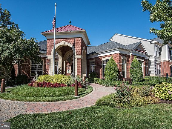 3rd image of 11353 Aristotle Dr #8207
