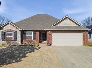 19405 E 48th St S, Broken Arrow, OK 74014