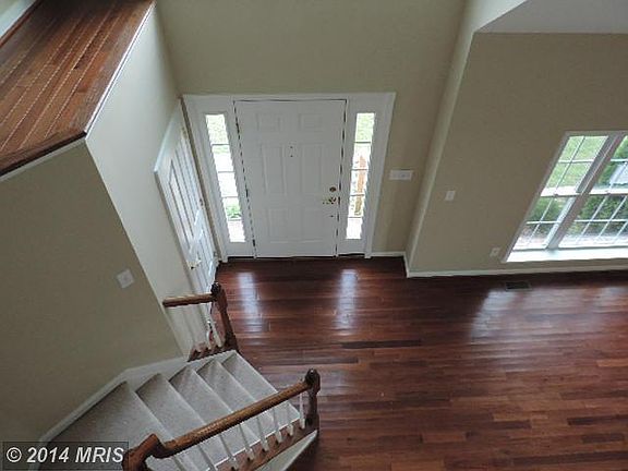 3rd image of 415 Brookfield Dr