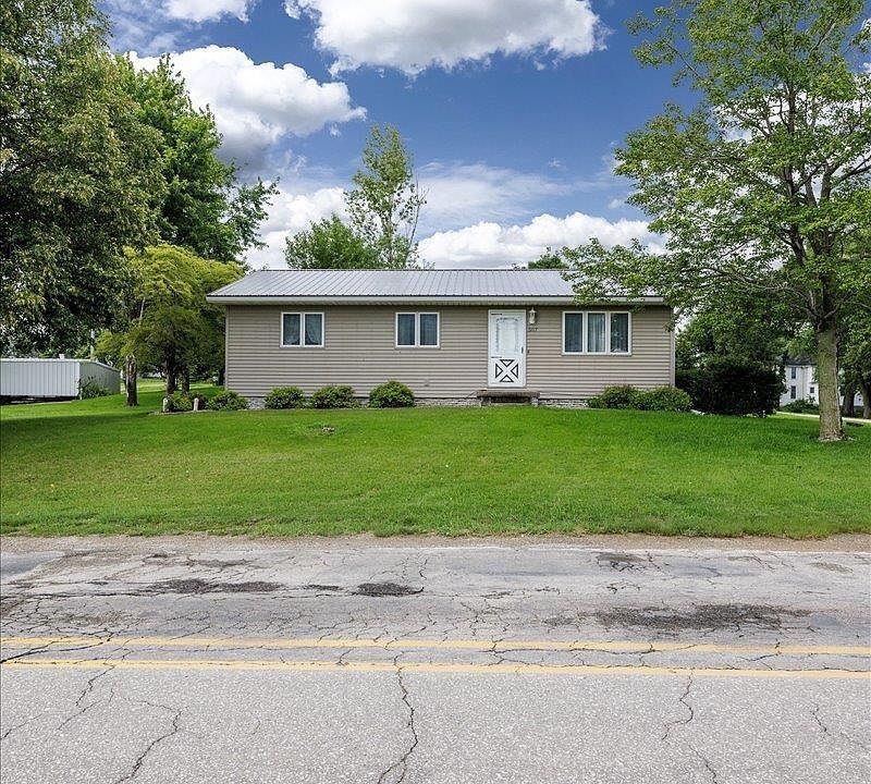 1st image of 507 2nd St
