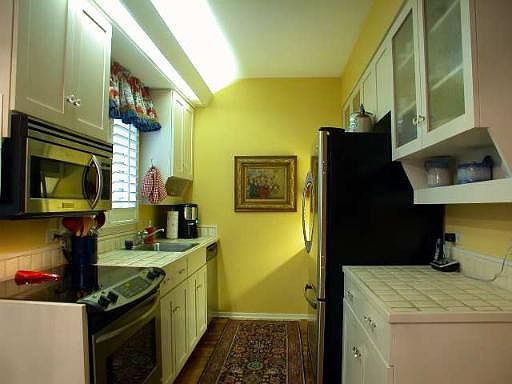 5th image of 117 MONTCLAIR AVE #0