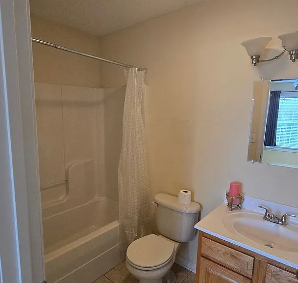 235 Amanda Ln #6 — Photo 12