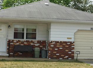 5 Sint Nicholaas Ct, Toms River, NJ 08757