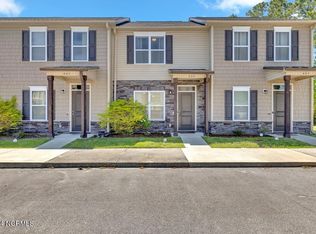 445 Sullivan Loop Rd, Midway Park, NC 28544