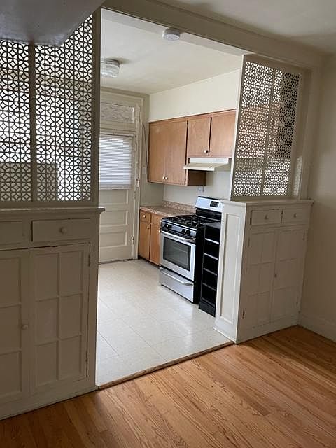 1st image of 5905 W Arthington St #2