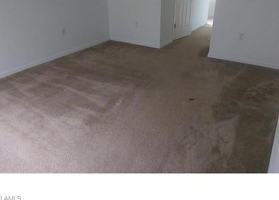 5th image of 702 Clayton Ave