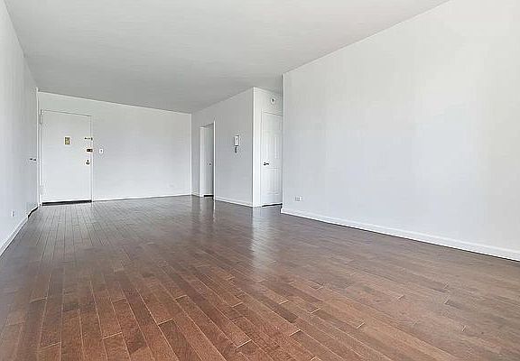 5th image of 345 E 80th St APT 28K