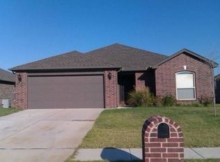 4611 S Ash Dr W, Broken Arrow, OK 74011