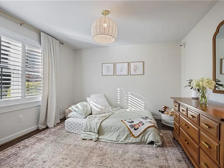 1681 Bristol Dr NE — Photo 15