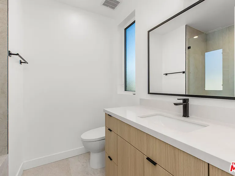 5223 W 20th St — Photo 13